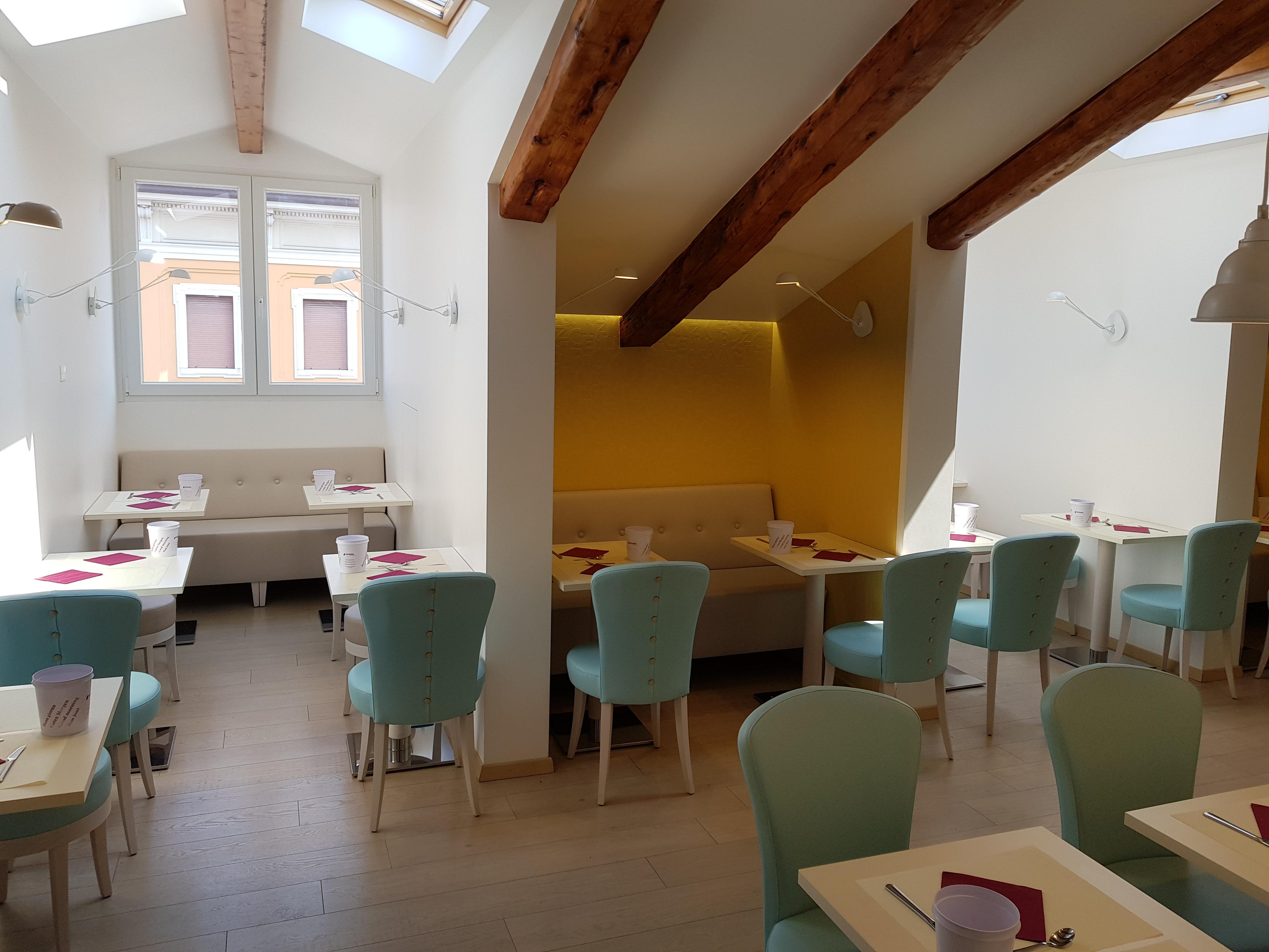 Hotel Roma Trieste Ngoại thất bức ảnh