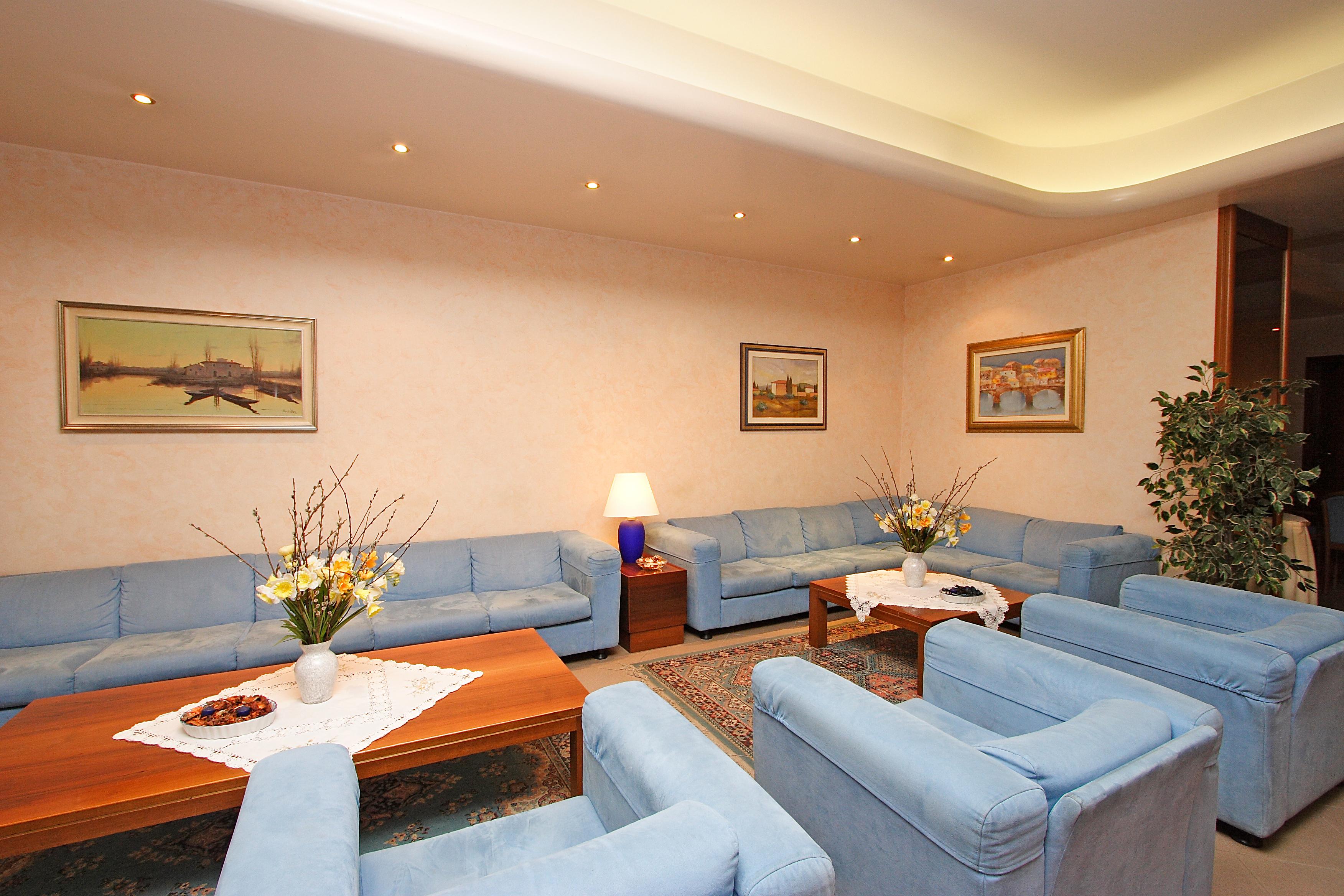 Hotel Roma Trieste Ngoại thất bức ảnh