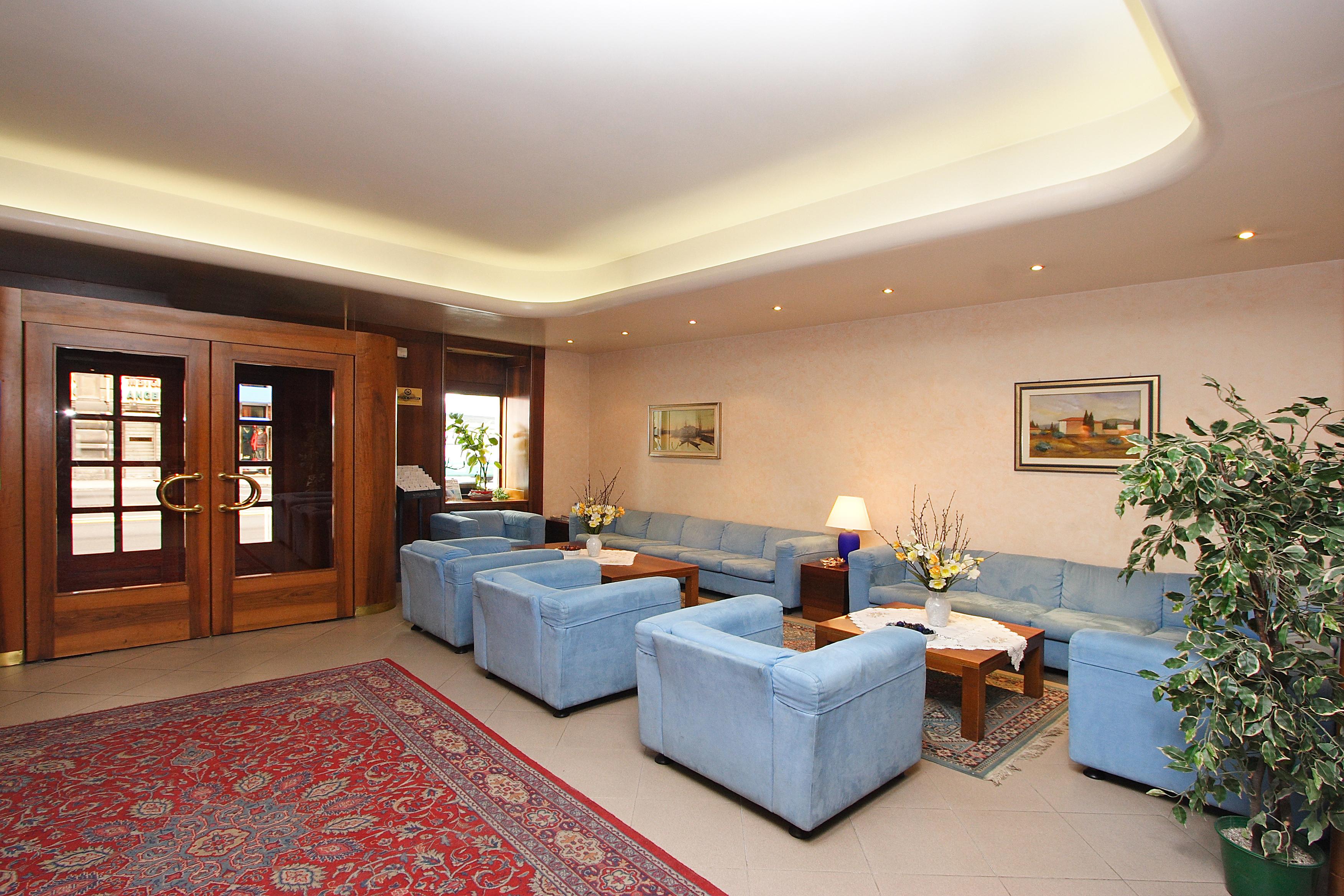 Hotel Roma Trieste Ngoại thất bức ảnh