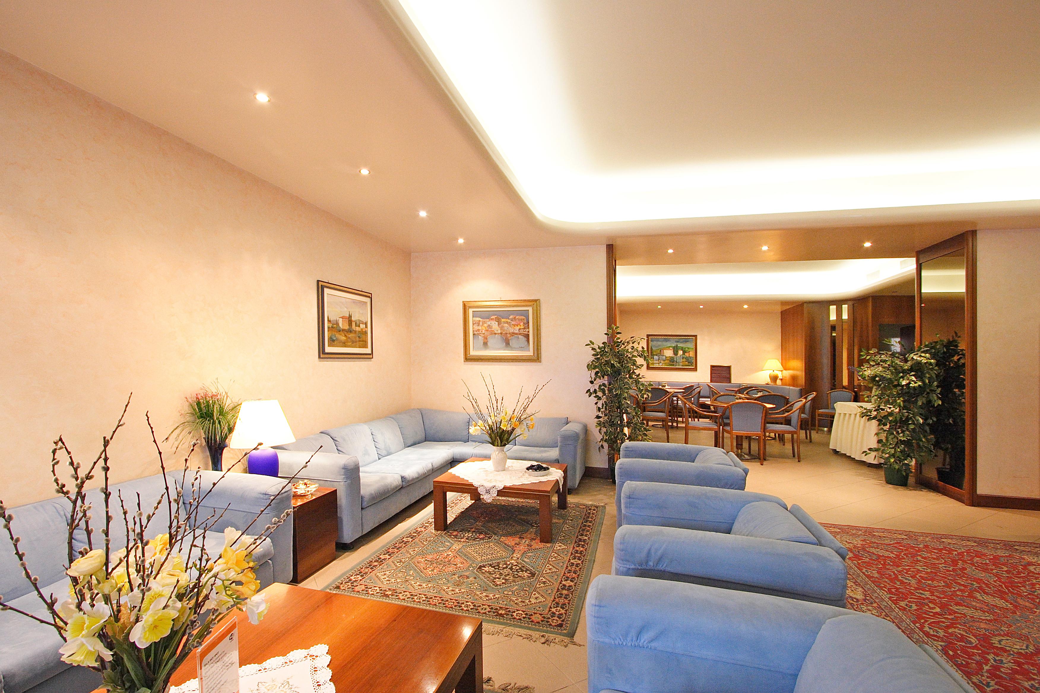 Hotel Roma Trieste Ngoại thất bức ảnh