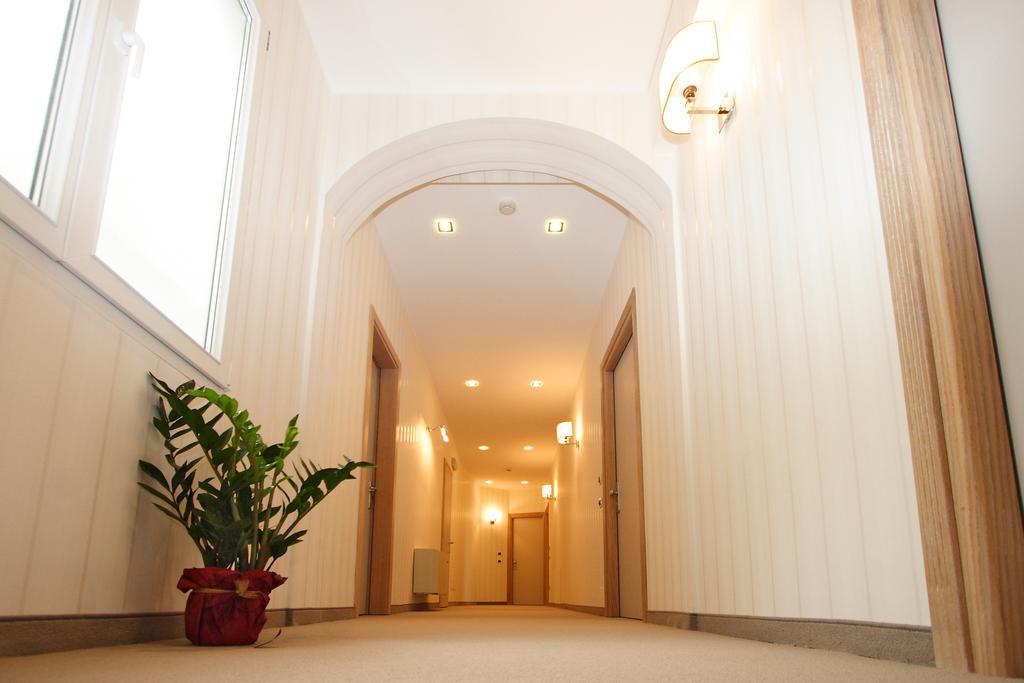 Hotel Roma Trieste Ngoại thất bức ảnh